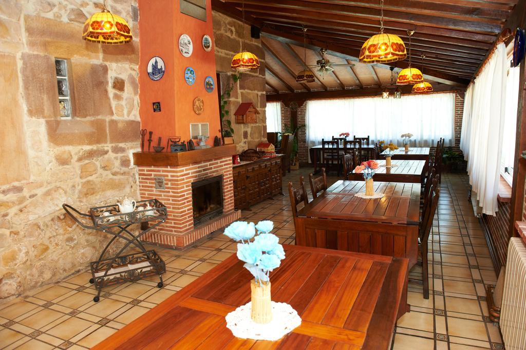 Posada La Capia Vargas Exteriör bild