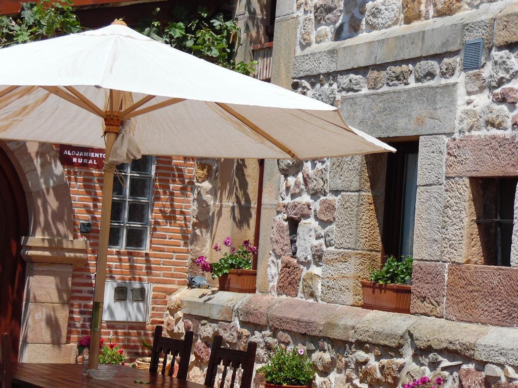 Posada La Capia Vargas Exteriör bild